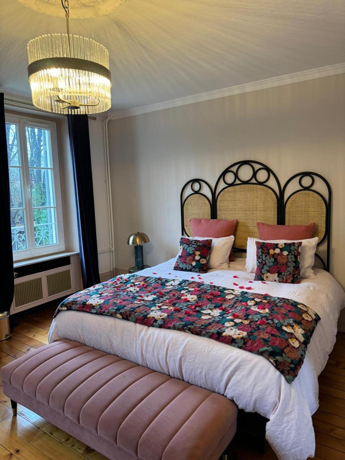 Le Clos Des Fees Asnières-sur-Oise Екстериор снимка